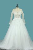 2024 une ligne manches longues robes de mariage en tulle scoop avec appliques et perles balayage train