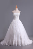 2024 Mariage Hot Robes Une ligne bretelles Tulle Avec Applique les trains tribunal