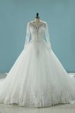 2024 Gorgeous Scoop Robes de mariée Glitter Tulle With Beading Zipper Back Long Train