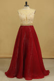 2024 Scoop Une ligne Robes de bal en organza Avec Sash &amp; Applique Bordeaux / Marron