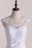 2024 Scoop Un mariage en ligne Robes tulle avec appliques Et Sash