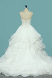 2024 Sweetheart Robes de mariée A Line Organza With Beaded Bodice