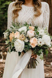 Robe de mariée à manches longues en dentelle