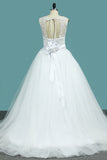 Robe de mariage 2024 A-Line Scoop Tulle avec appliques et train de train de châssis