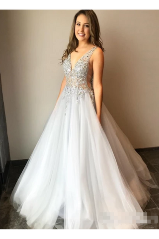 Robe de bal en tulle col en V avec des applications de dentelle re-brodées de bal / robes de mariée