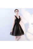 Une ligne v cou robes de soirée noir appliques courts tulle