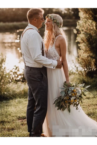 Robe de mariée de luxe en dentelle corsage tulle jupe avec une faible retour V robes de mariage minimalistes